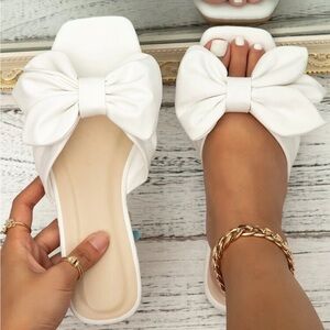 Elegant White Bow Women's Slide Sandals